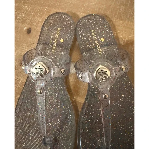 Sold - Picture 3 of 4